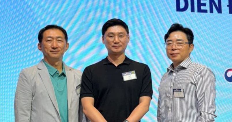 Foreedom firma un MOU de intercambio de talento y cooperación tecnológica con la empresa vietnamita de IT SotaTek Global