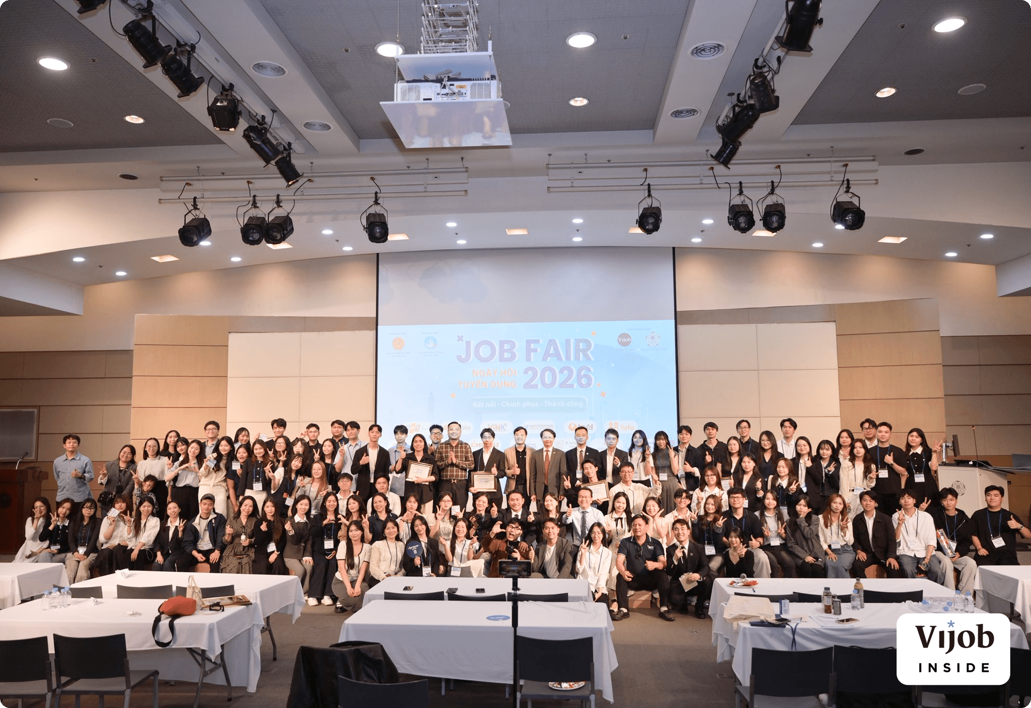 VSAK y Foreedom celebran una feria de empleo que reúne a 500 estudiantes internacionales
