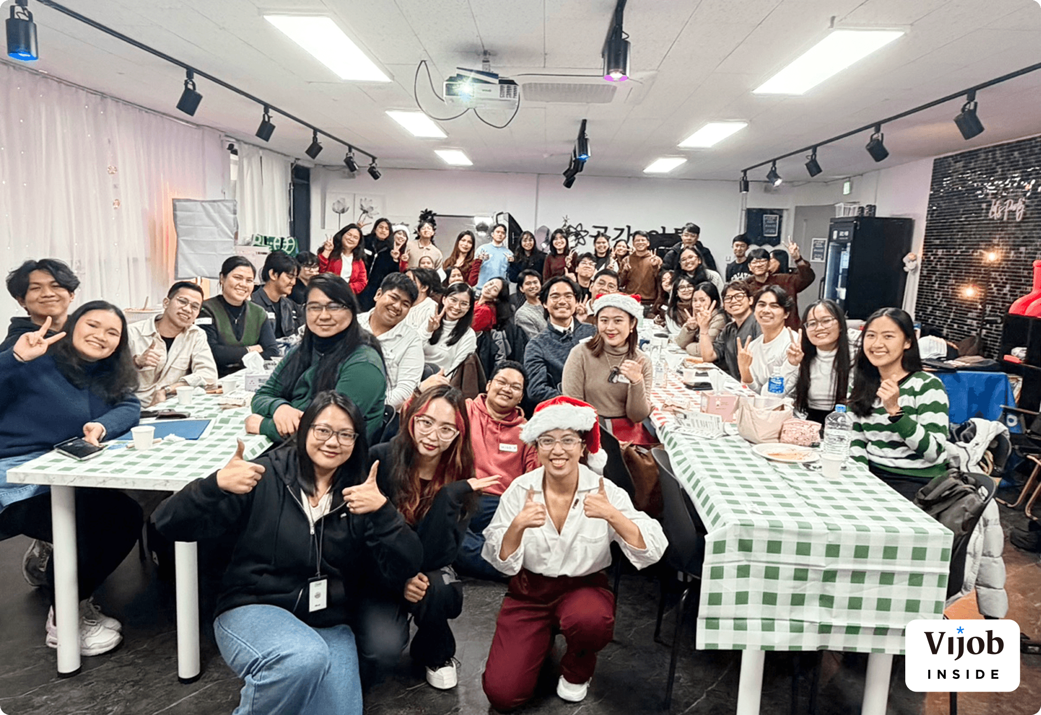 Christmas gathering with PIKO students